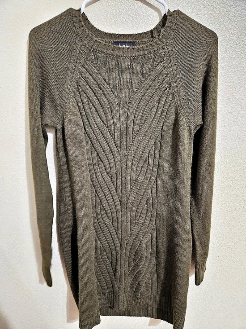 Brandy Melville Olive Green Cable-Knit Crewneck Sweater
